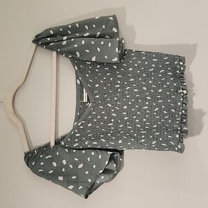 Ruched crop with flowy sleeves